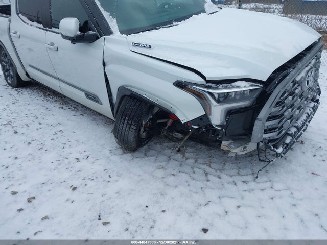 2025 TOYOTA TUNDRA HYBRID 5TFNC5DB6SX104539 Photo 5
