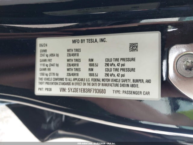 2024 TESLA MODEL 3 5YJ3E1EB3RF793680 Photo 8