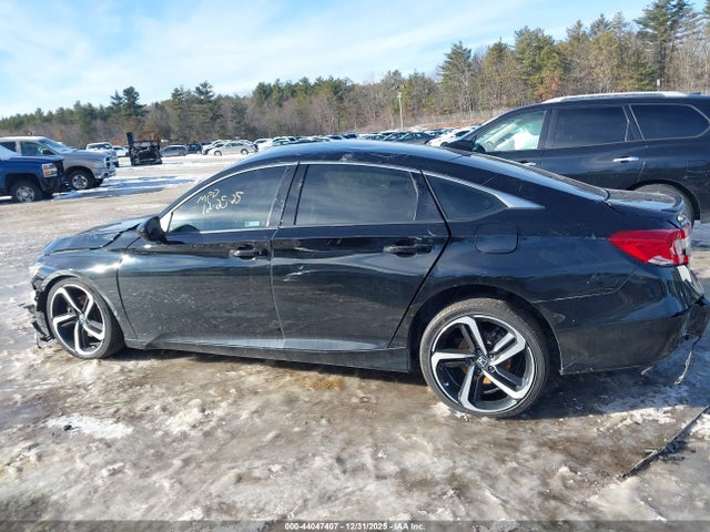 1HGCV1F3XNA105900 Honda Accord Sport