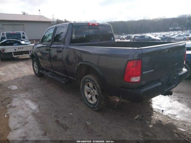 2017 RAM 1500 1C6RR7GGXHS674852 Photo 2