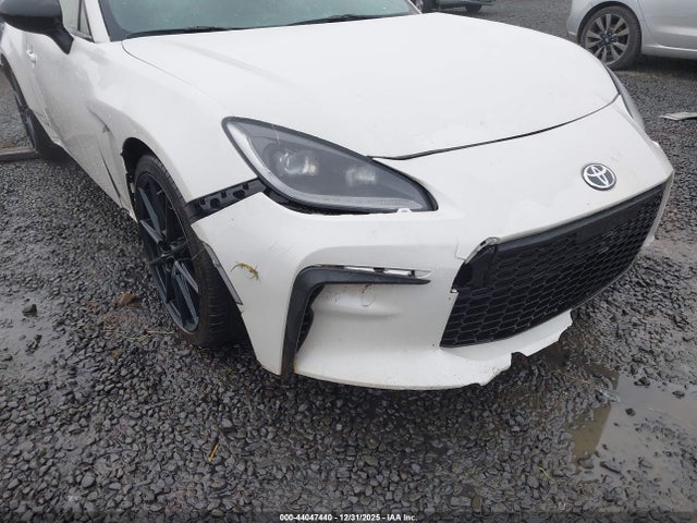 Toyota Gr86 Premium 2023 JF1ZNBE17P9753932 Image 18