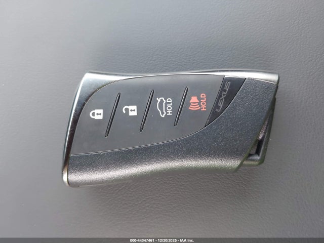 44047461 :رقم المزاد ، 58ADZ1B18SU210381 vin ، 2025 Lexus Es 350 مزاد بيع