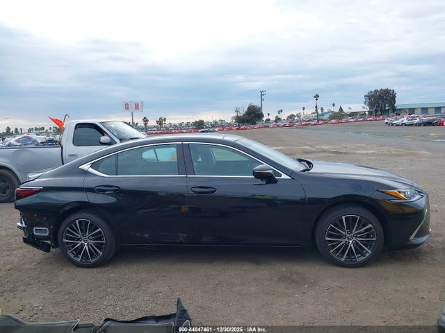 44047461 :رقم المزاد ، 58ADZ1B18SU210381 vin ، 2025 Lexus Es 350 مزاد بيع
