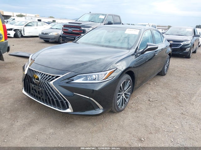 44047461 :رقم المزاد ، 58ADZ1B18SU210381 vin ، 2025 Lexus Es 350 مزاد بيع