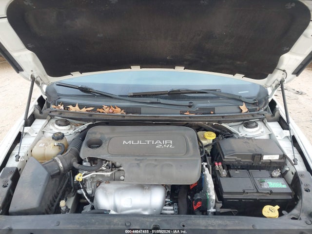 Aukcja sprzedaży 2015 Chrysler 200 C, vin: 1C3CCCCB3FN501659, numer aukcji: 44047485