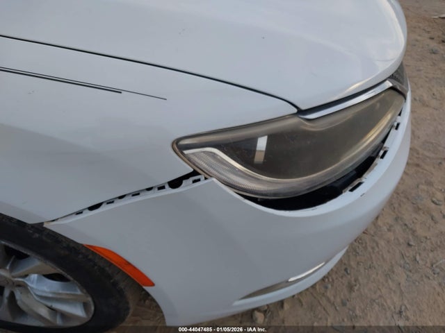 Aukcja sprzedaży 2015 Chrysler 200 C, vin: 1C3CCCCB3FN501659, numer aukcji: 44047485
