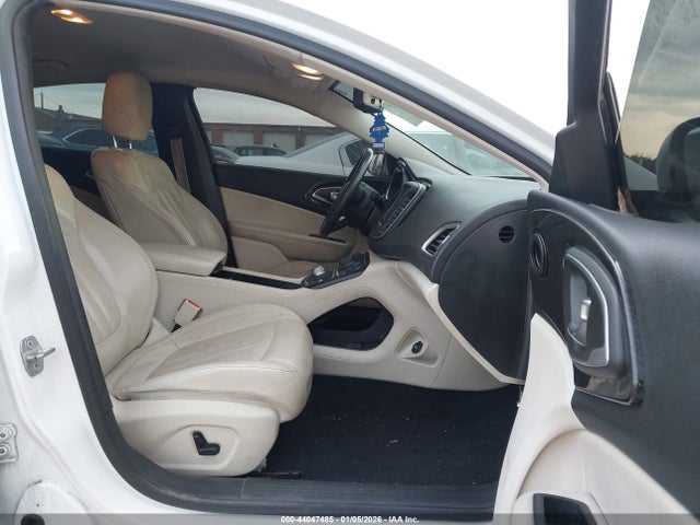 Aukcja sprzedaży 2015 Chrysler 200 C, vin: 1C3CCCCB3FN501659, numer aukcji: 44047485