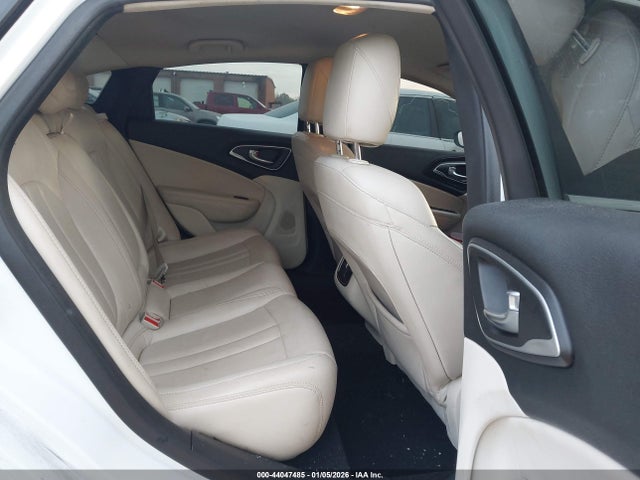 Aukcja sprzedaży 2015 Chrysler 200 C, vin: 1C3CCCCB3FN501659, numer aukcji: 44047485