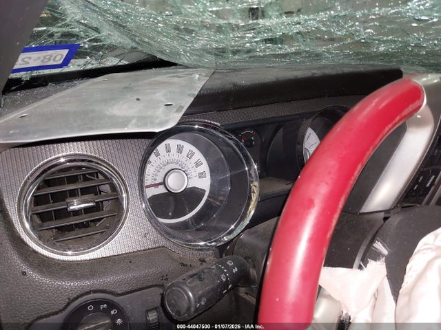 2011 FORD MUSTANG 1ZVBP8CF9B5101561 Photo 6