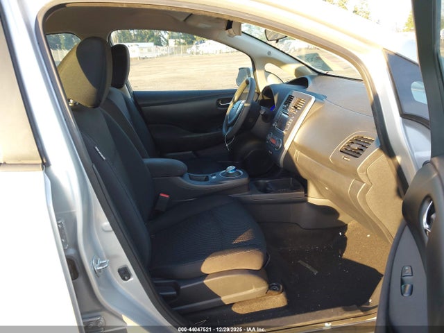 1N4BZ0CP5HC307929 Nissan LEAF S