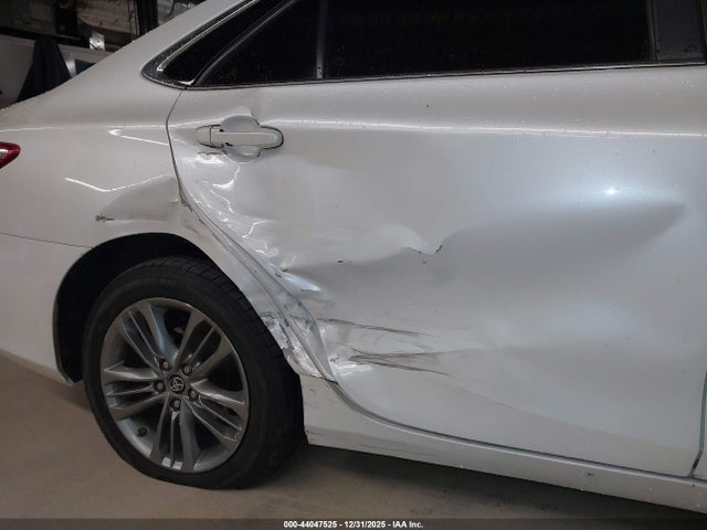 4T1BD1FK0HU217897 Toyota Camry Hybrid Se