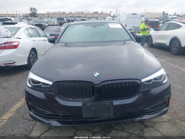 WBAJA5C33HG895987 BMW 530I