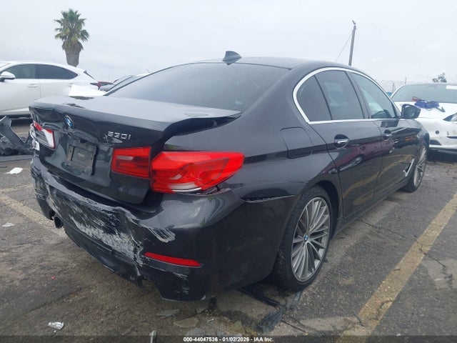 WBAJA5C33HG895987 BMW 530I