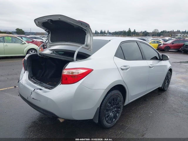 2T1BURHE5HC918202 Toyota COROLLA LE