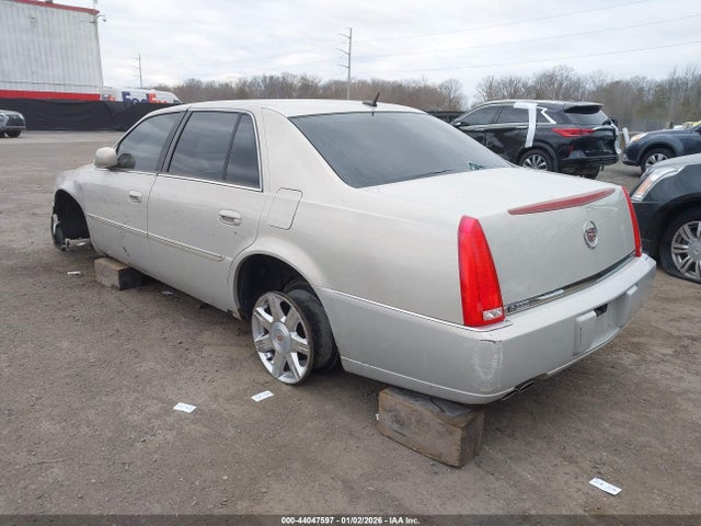 2007 CADILLAC DTS 1G6KD57Y67U221601 Photo 2