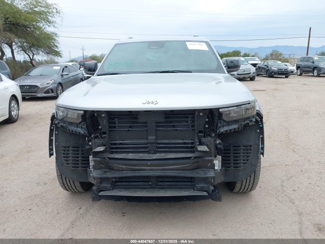 1C4RJGAG0SC267231 Jeep Grand Cherokee Laredo 4x2