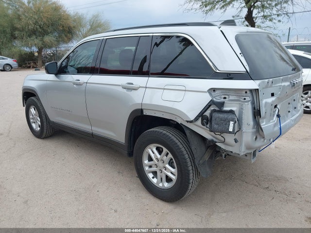 1C4RJGAG0SC267231 Jeep Grand Cherokee Laredo 4x2