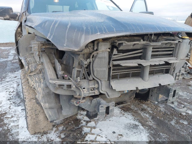 44047658 :رقم المزاد ، 1C6RR7GG9HS661669 vin ، 2017 Ram 1500 Slt مزاد بيع