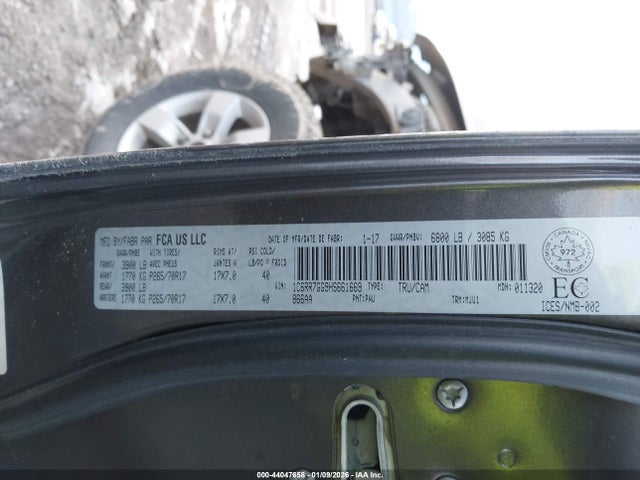 44047658 :رقم المزاد ، 1C6RR7GG9HS661669 vin ، 2017 Ram 1500 Slt مزاد بيع