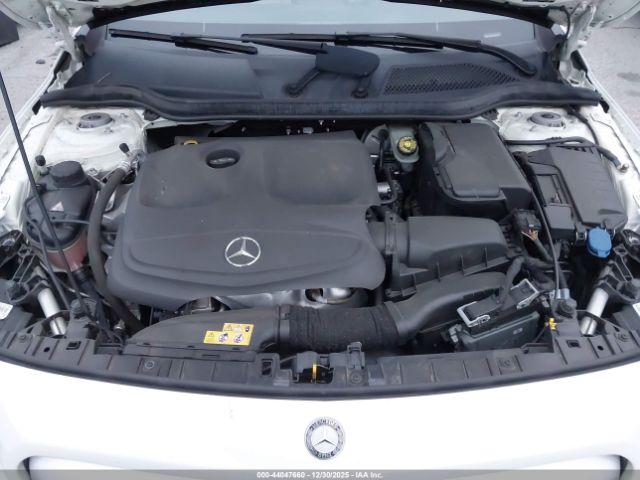 2017 MERCEDES-BENZ GLA 250 WDCTG4EB6HJ350114 Photo 9