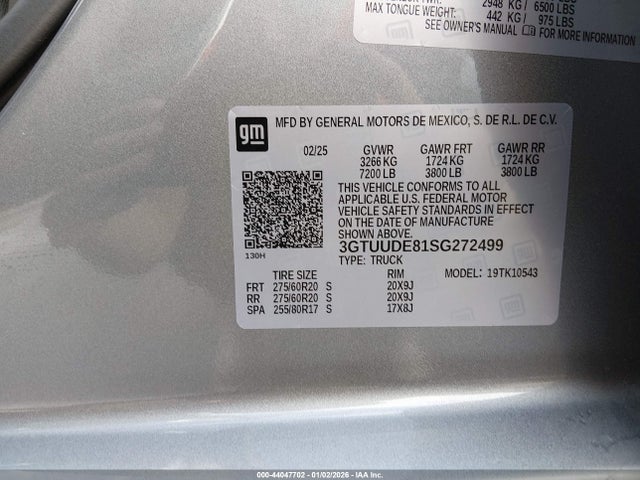 3GTUUDE81SG272499 GMC Sierra 1500 4wd Short Box Slt