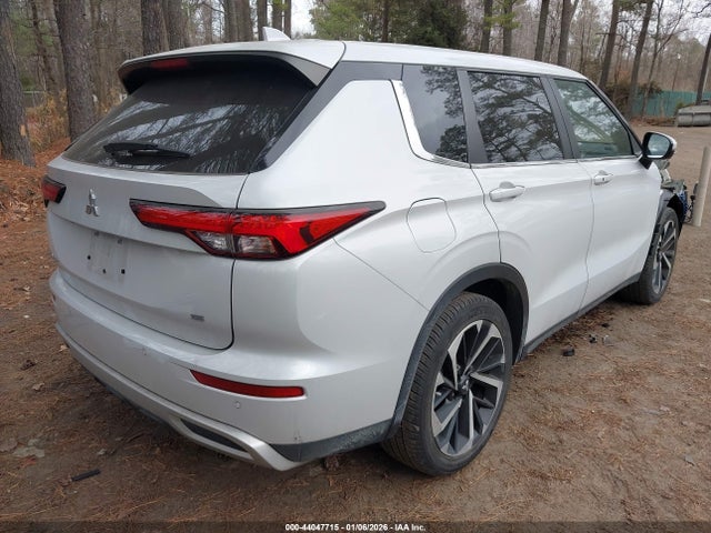 2023 MITSUBISHI OUTLANDER JA4J3UA85PZ058418 Photo 3