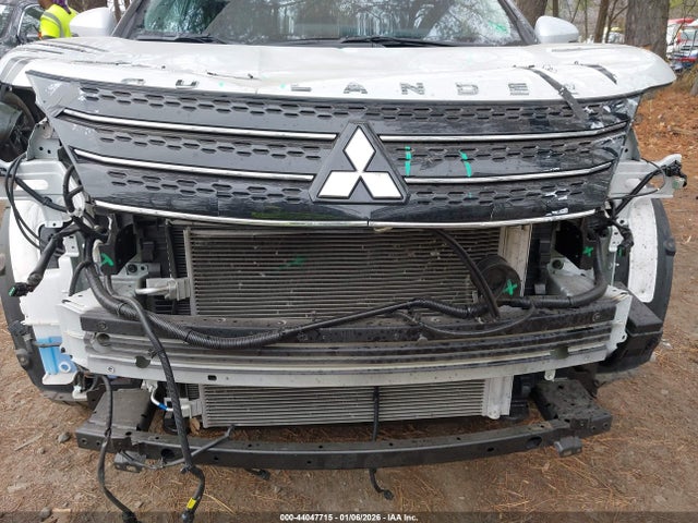 2023 MITSUBISHI OUTLANDER JA4J3UA85PZ058418 Photo 5