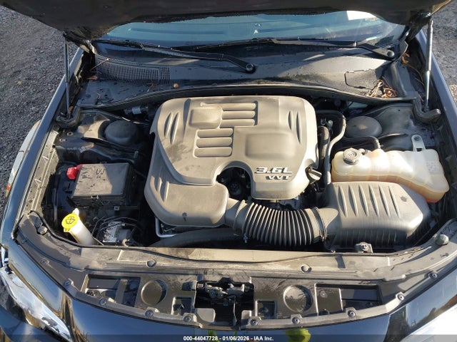 Продажа на аукционе авто 2017 Chrysler 300 Limited, vin: 2C3CCAAG7HH582504, номер лота: 44047728
