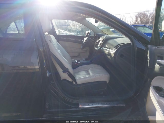 Продажа на аукционе авто 2017 Chrysler 300 Limited, vin: 2C3CCAAG7HH582504, номер лота: 44047728