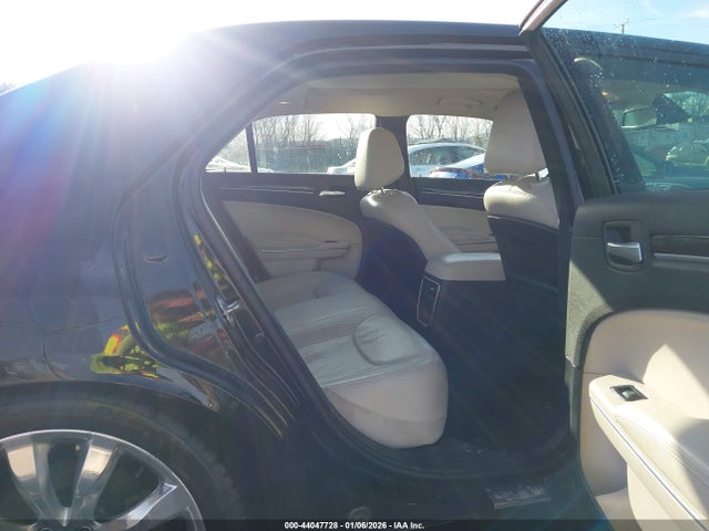 Продажа на аукционе авто 2017 Chrysler 300 Limited, vin: 2C3CCAAG7HH582504, номер лота: 44047728