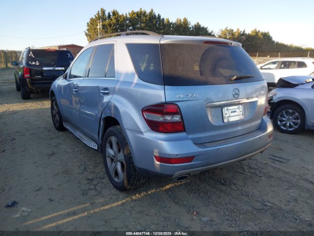 2011 MERCEDES-BENZ ML 350 BLUETEC 4JGBB2FB5BA692837 Photo 2