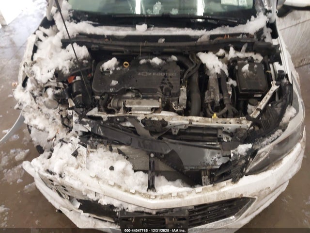 44047765 :رقم المزاد ، 1G1BE5SM9J7133798 vin ، 2018 Chevrolet Cruze Lt Auto مزاد بيع
