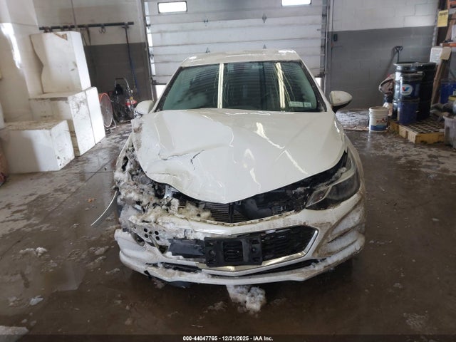 44047765 :رقم المزاد ، 1G1BE5SM9J7133798 vin ، 2018 Chevrolet Cruze Lt Auto مزاد بيع
