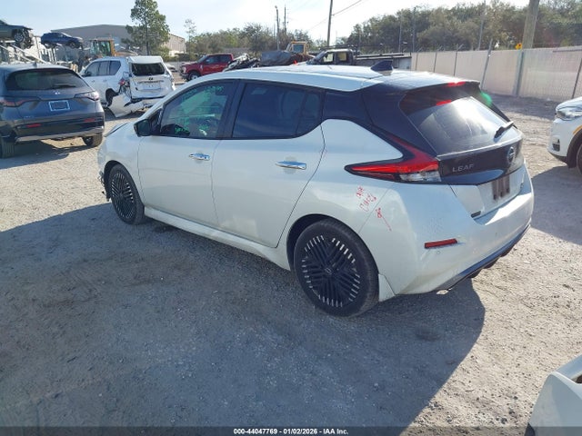 2023 NISSAN LEAF 1N4CZ1CV9PC558542 Photo 2