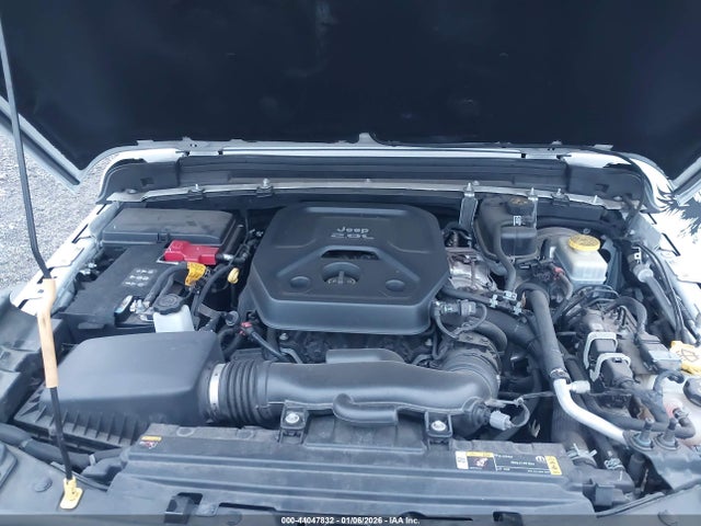 1C4HJXDN8MW532582 Jeep Wrangler Unlimited Sport S 4x4