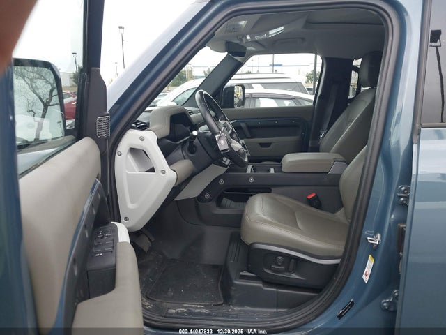 SALEJ7EX3P2220838 Land Rover Defender 110 S
