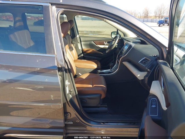 44047851 :رقم المزاد ، 4S4WMARD6K3421616 vin ، 2019 Subaru Ascent Touring مزاد بيع