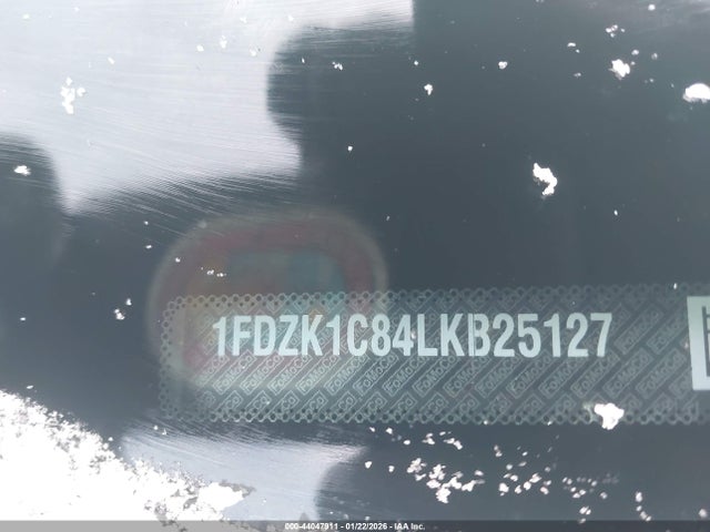 1FDZK1C84LKB25127 Ford Transit-150 Passenger Van Xl