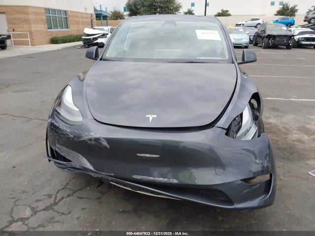 7SAYGDEF0NF439519 Tesla Model Y Performance Dual Motor All-wheel Drive