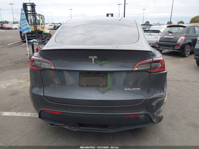 7SAYGDEF0NF439519 Tesla Model Y Performance Dual Motor All-wheel Drive