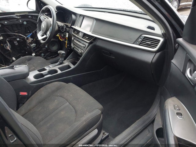 5XXGT4L35KG338983 KIA Optima Lx