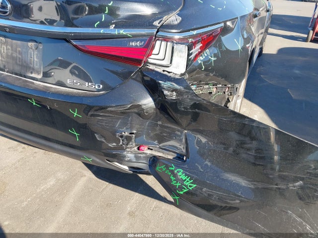44047980 :رقم المزاد ، 58ADZ1B14MU096186 vin ، 2021 Lexus Es 350 مزاد بيع