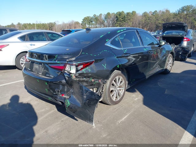 44047980 :رقم المزاد ، 58ADZ1B14MU096186 vin ، 2021 Lexus Es 350 مزاد بيع