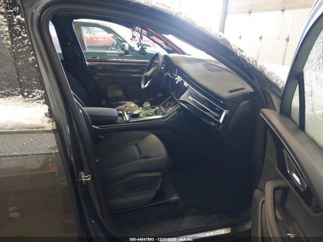 2025 AUDI Q7 WA1LCBF78SD000693 Photo 4