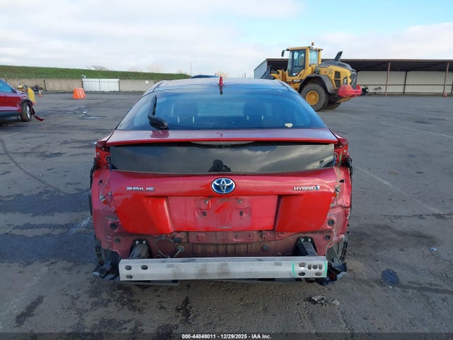 Toyota Prius Two 2017 JTDKBRFU8H3545343 Image 16