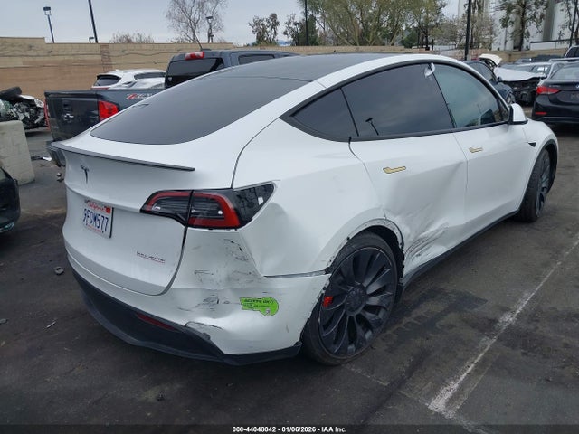 44048042 :رقم المزاد ، 7SAYGDEF8PF738971 vin ، 2023 Tesla Model Y Performance Dual Motor All-wheel Drive مزاد بيع