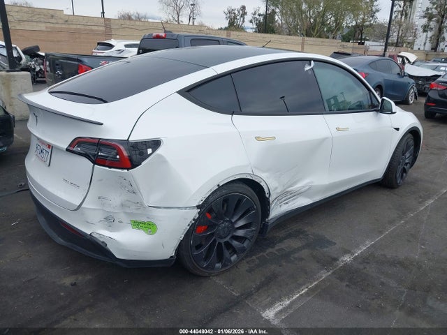 44048042 :رقم المزاد ، 7SAYGDEF8PF738971 vin ، 2023 Tesla Model Y Performance Dual Motor All-wheel Drive مزاد بيع