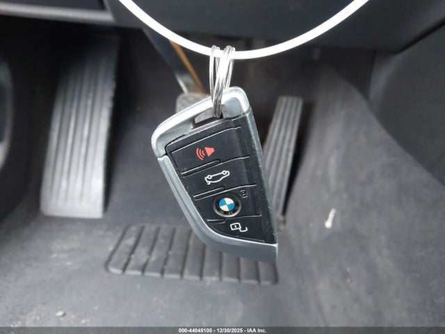 WBA5R1C5XKAK06543 BMW 330I