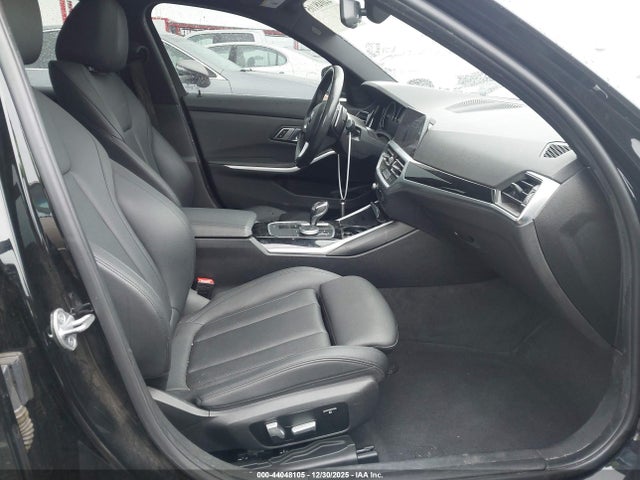 WBA5R1C5XKAK06543 BMW 330I