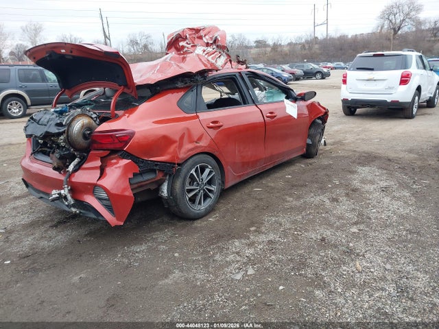 3KPF24AD4PE582778 KIA Forte Lxs